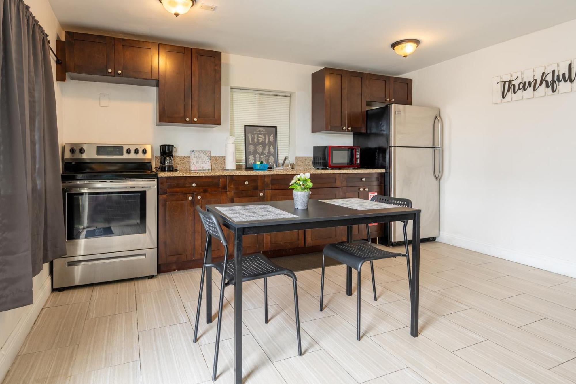 Cozy Private Apts In Hollywood By Hard Rock Casino! Экстерьер фото