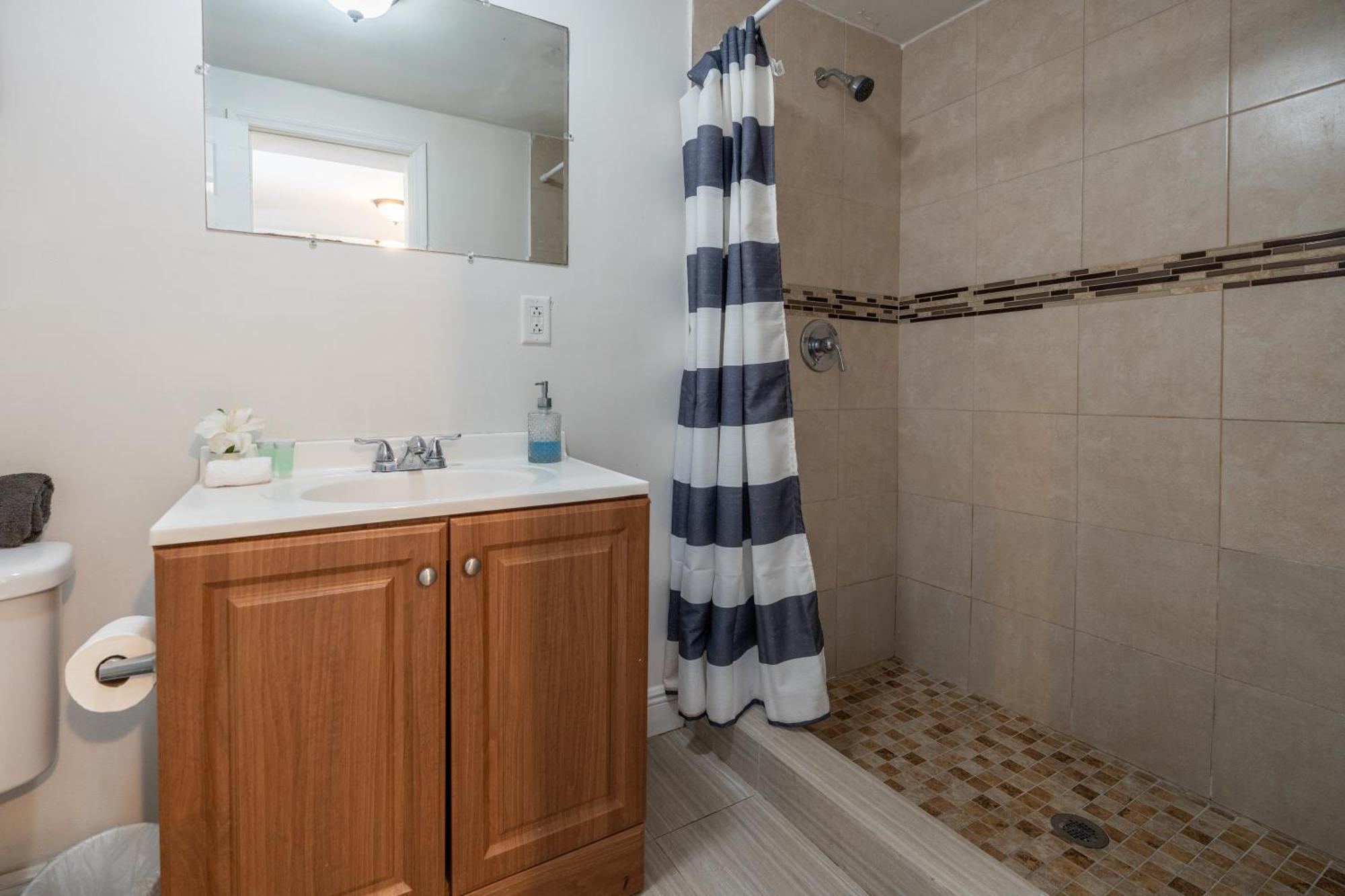 Cozy Private Apts In Hollywood By Hard Rock Casino! Экстерьер фото